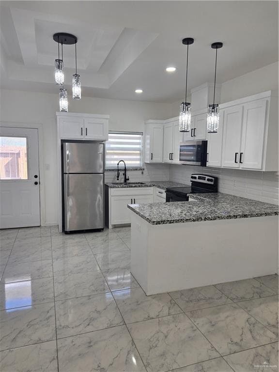 Foto del edificio - 4 W Woodson Dr