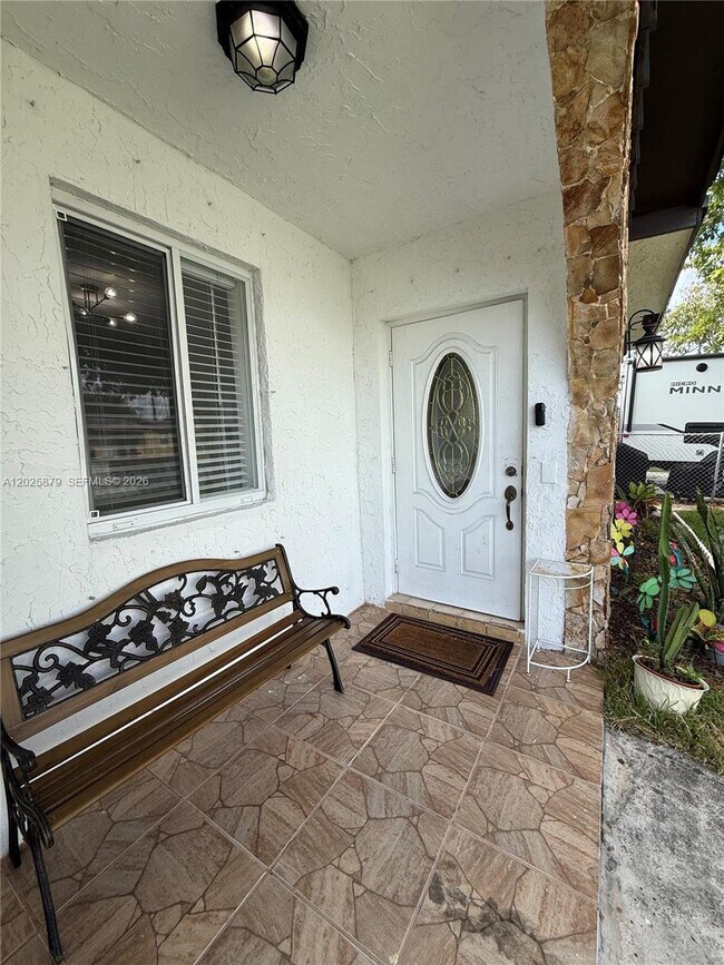 Foto del edificio - 1816 NW 25th Terrace