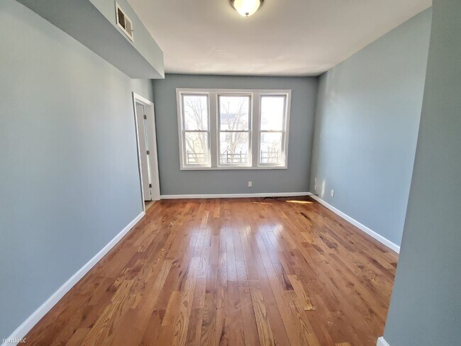Foto del edificio - 3 br, 2 bath  - 548 S 20th St 2