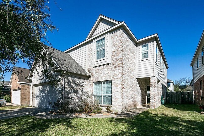 Foto del edificio - 19426 Brook Village Rd