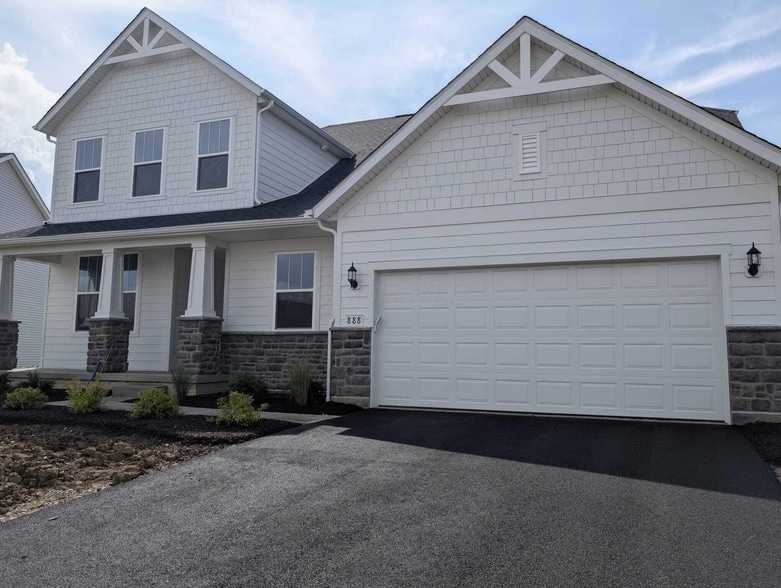 Foto principal - 832 Callaway Ln