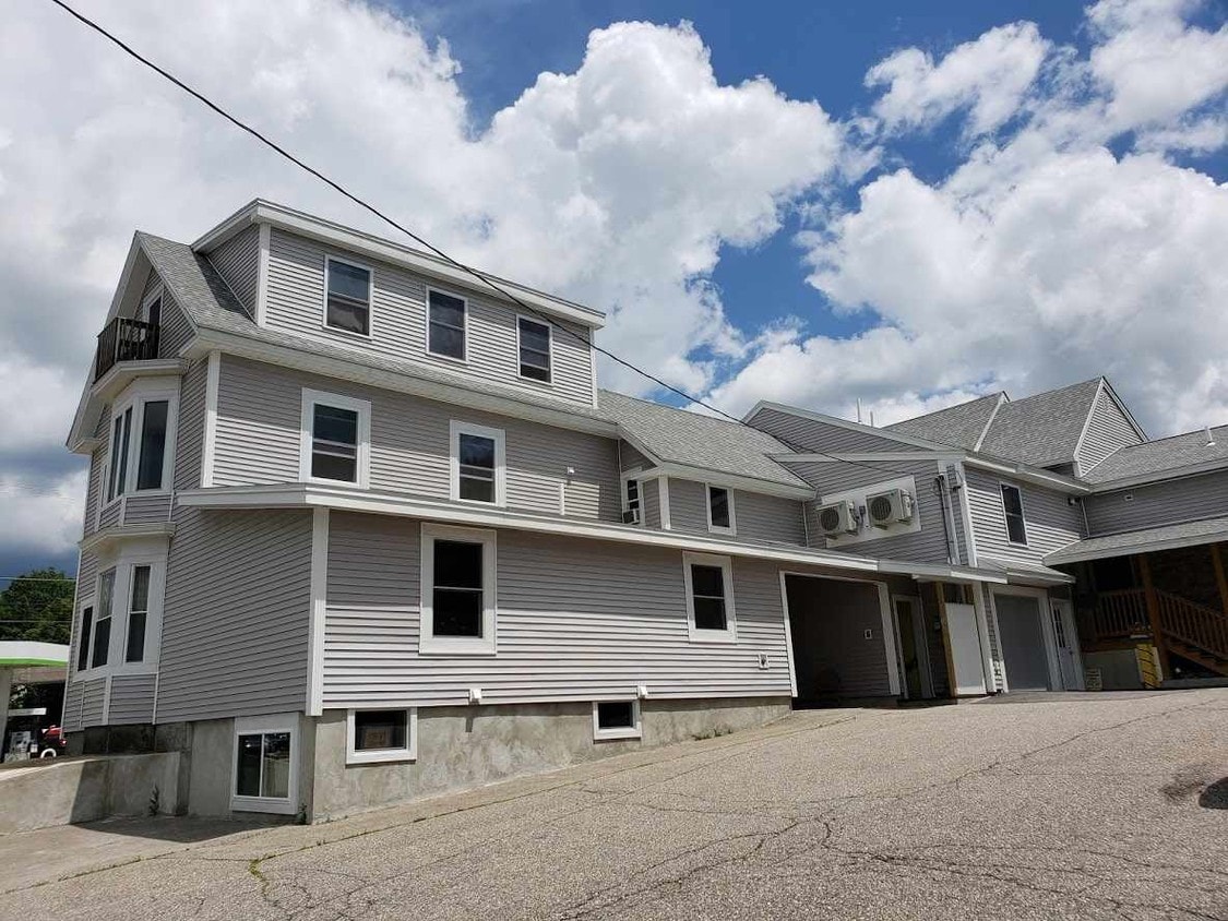 30 School St Unit 6, Berwick, ME 03901 Room for Rent in Berwick, ME