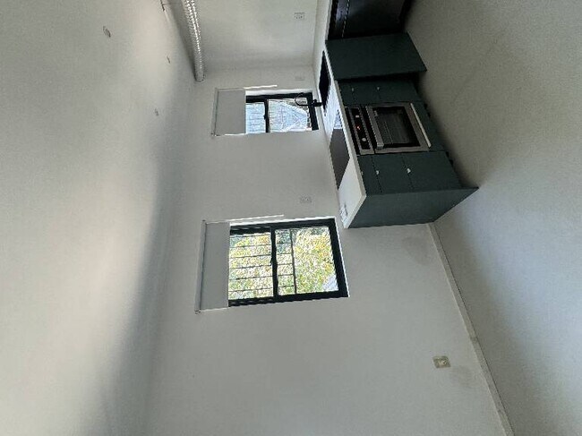 Building Photo - New Modern eco friendly
