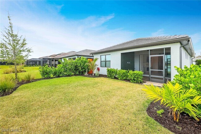 Foto del edificio - 2179 Yellowfin Cir