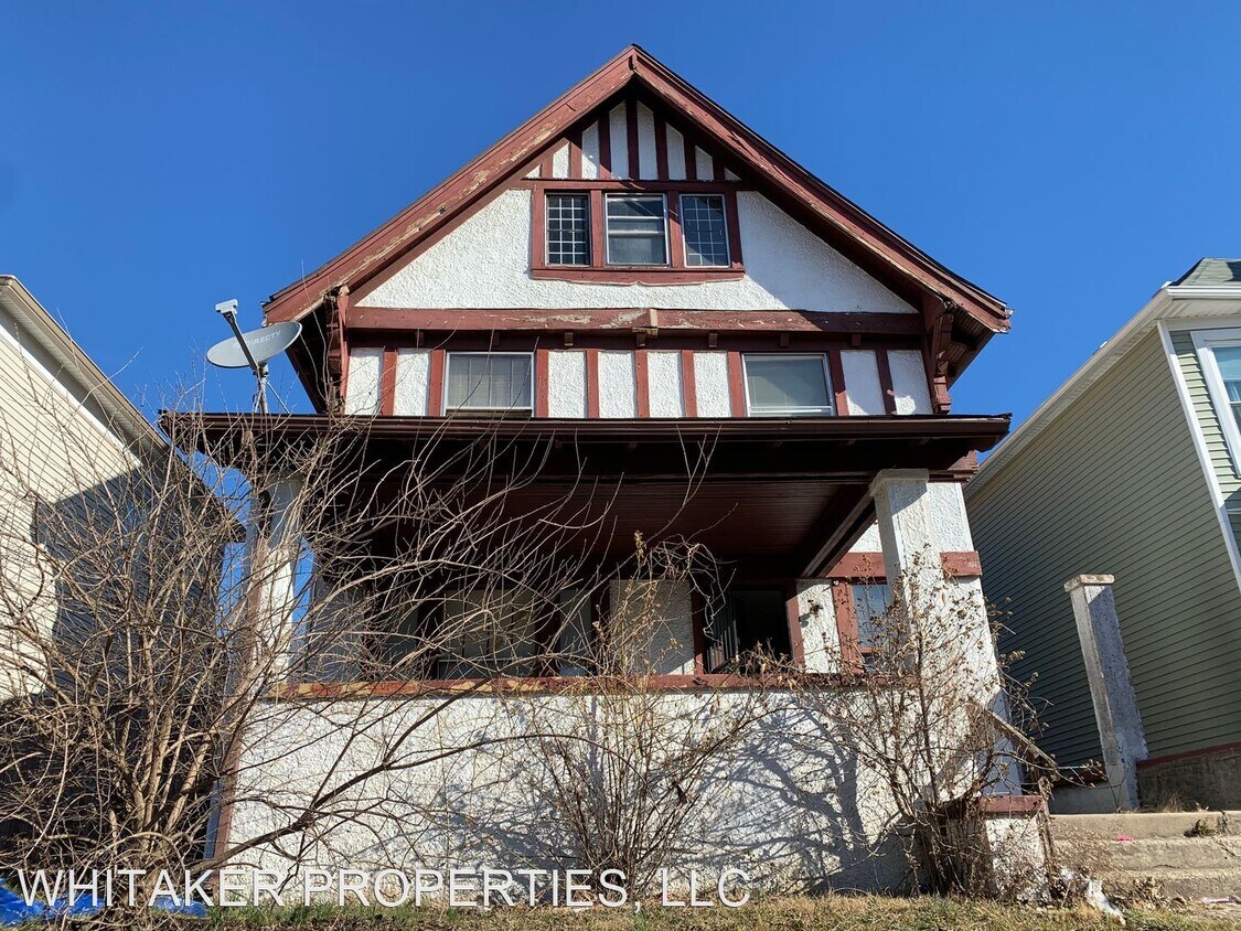 Primary Photo - 4 br, 1.5 bath House - 1049 WYOMING STREET