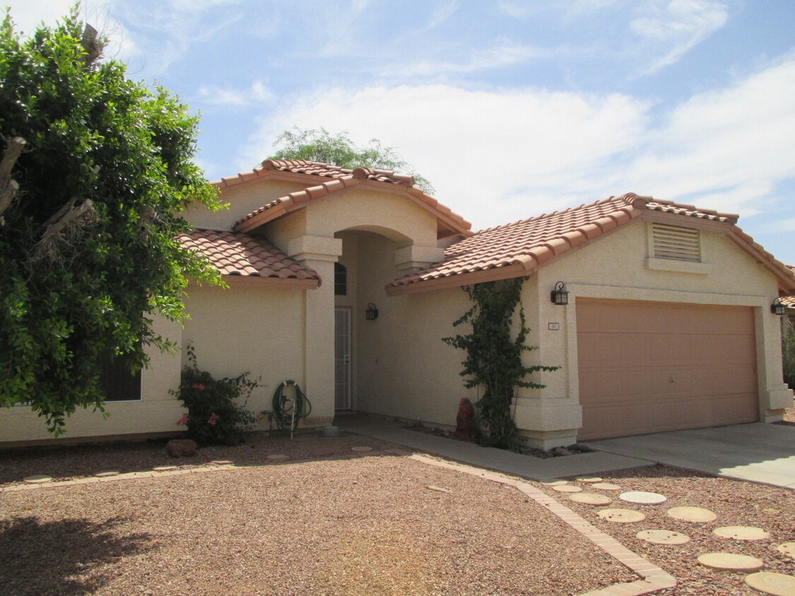 Chandler Single Story House - 3 Bedroom | 2 Bath Rental - Chandler Single Story House - 3 Bedroom | 2 Bath Rental