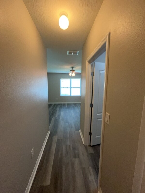 Foto del edificio - 4140 Sophia Blvd