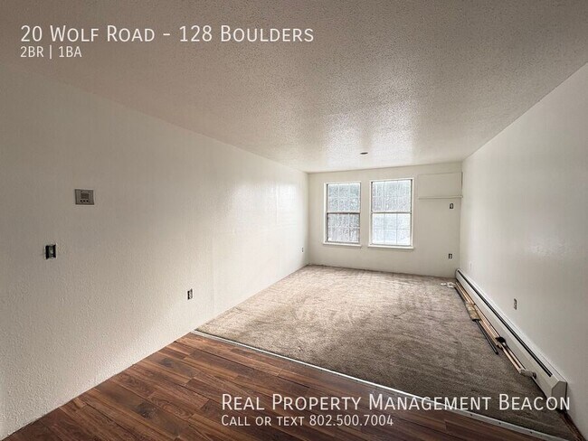 Foto del edificio - 20 Wolf Rd