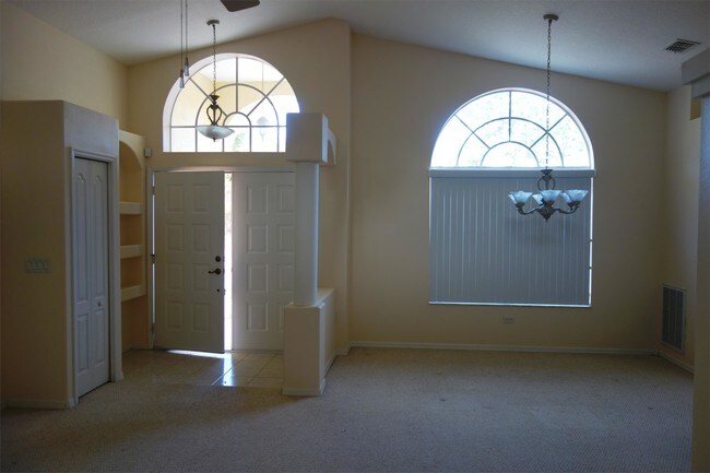 Foto del edificio - 4591 Gondolier Rd