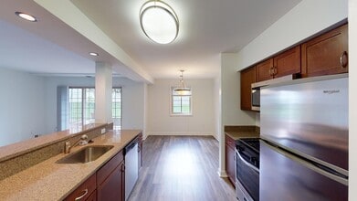 Interior Photo - Arbor Park of Alexandria