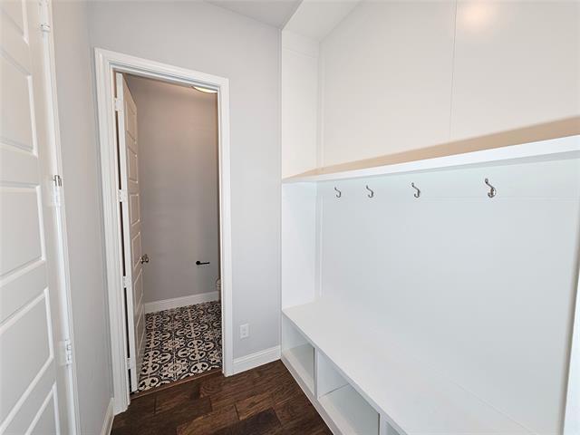 Building Photo - 6312 Oakbend Cir