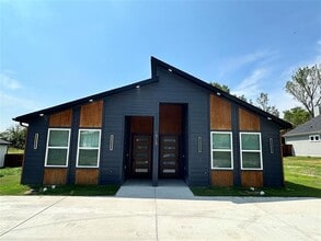 Building Photo - 1315 Oneal St