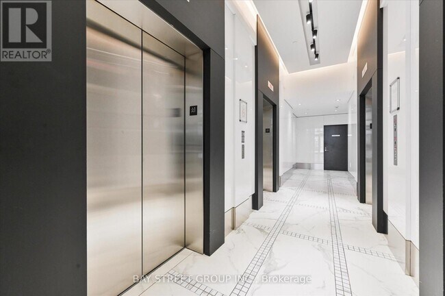 Building Photo - 403 Church St