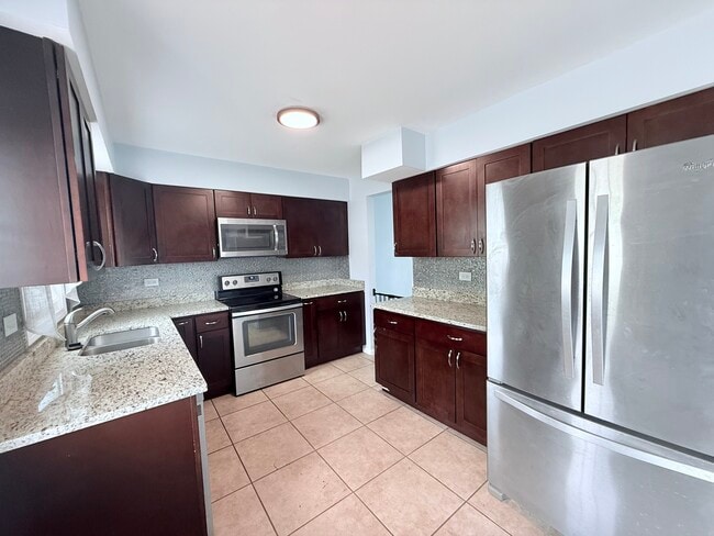 Building Photo - 213 Frederick Pl