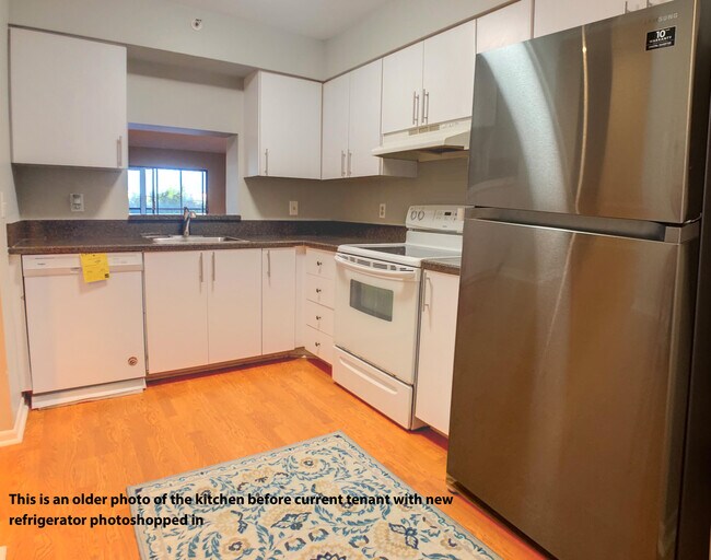 Foto del edificio - 7076 Huntington Ln