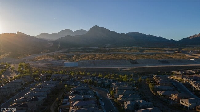Building Photo - 400 Red Feather Peak Ct