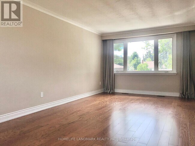 Photo du bâtiment - MAIN - 529 THIRD LINE