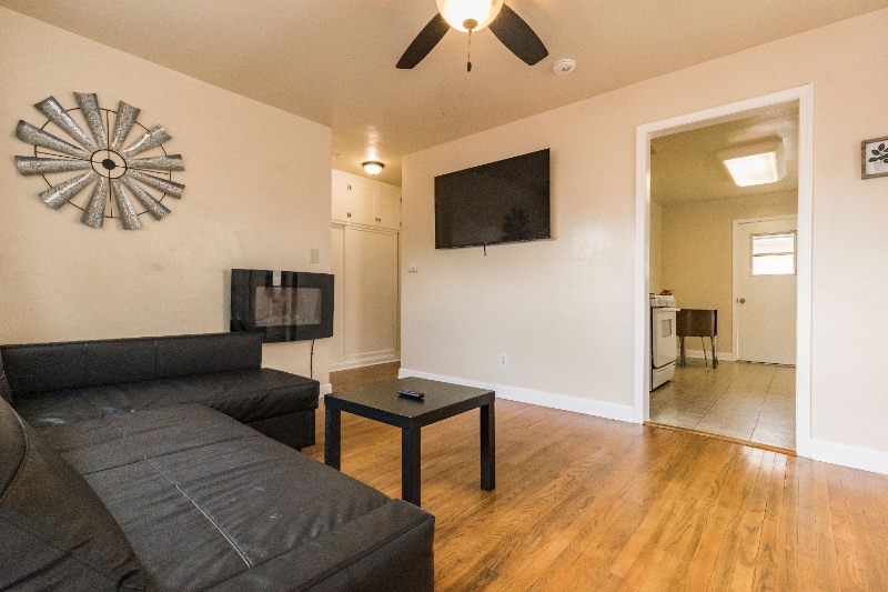 Foto principal - 4120 Gamma St