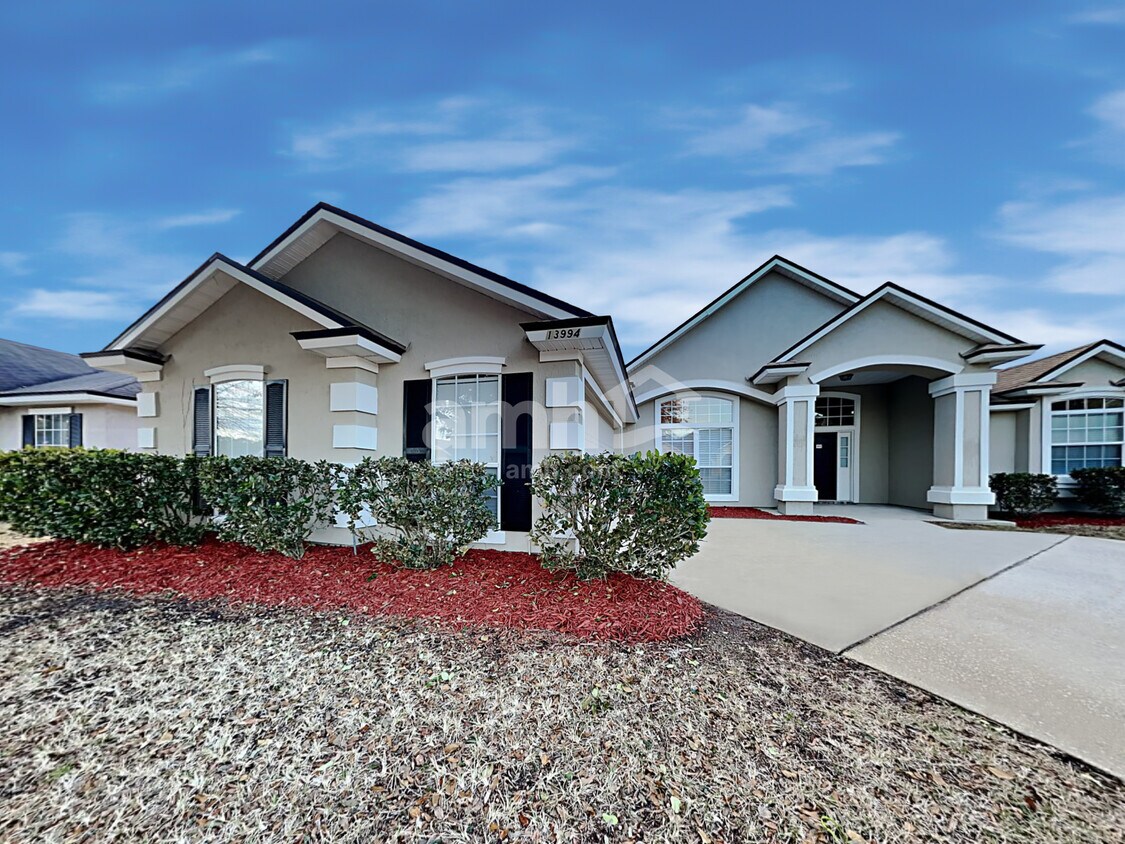 Primary Photo - 13994 Fish Eagle Drive East
