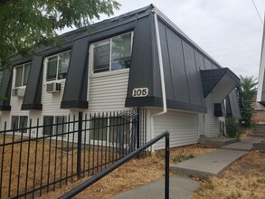 Building Photo - 105 E Courtland Ave