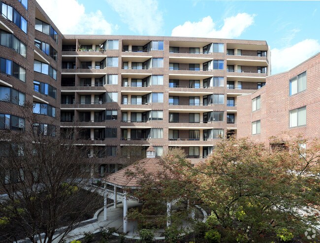 The Mondrian Apartments Washington Dc Building Photo The Mondrian