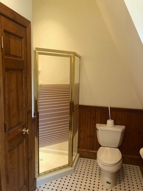 Bathroom - 54 Norristown Rd
