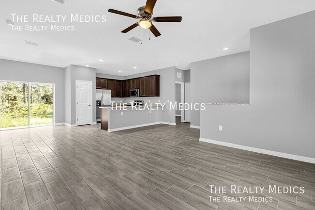 Building Photo - Ready to move-in on July 20th!  Be the FIR...