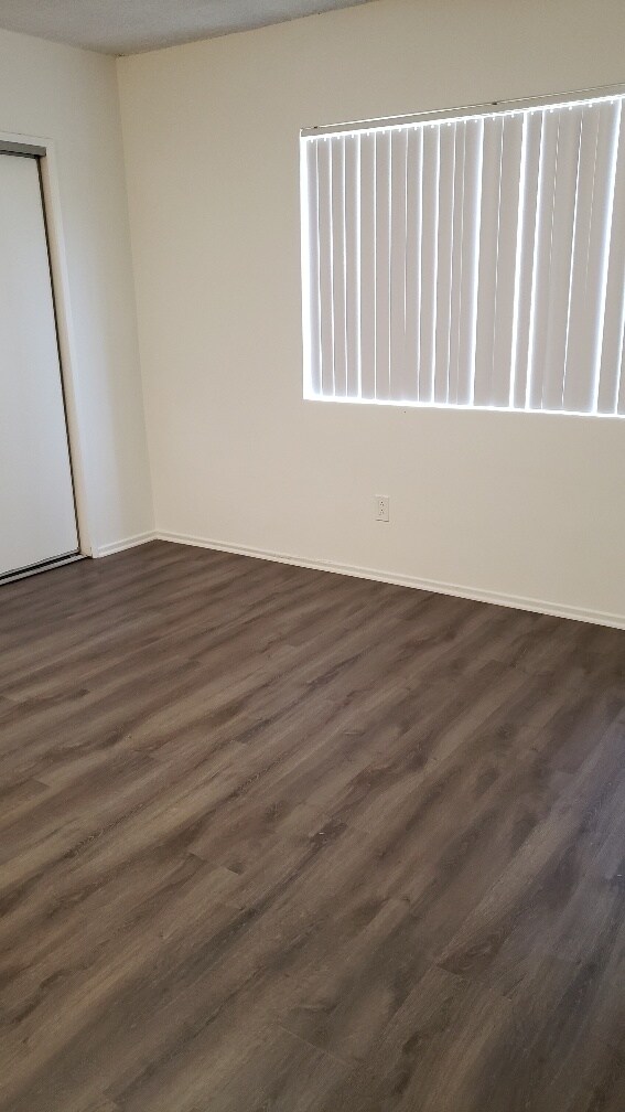 Foto del edificio - 10848 Morrison St