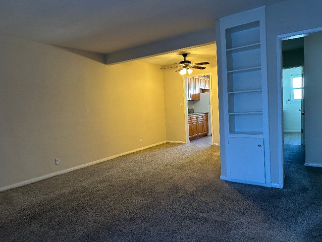 Foto del edificio - 4438 Murietta Ave