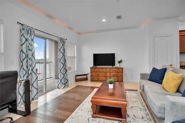 Building Photo - 7037 Kingston Cove Ln
