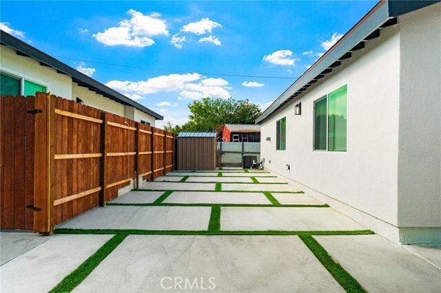 Foto del edificio - 11920 Laurel Ave