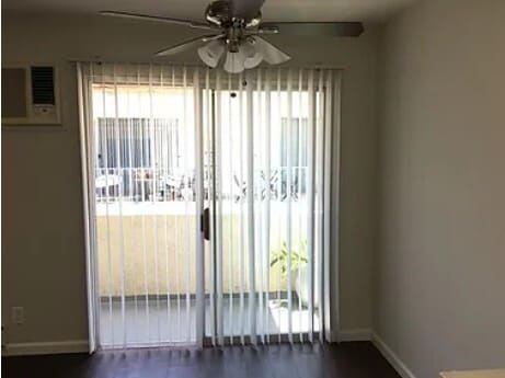 Building Photo - 14718 Magnolia Blvd