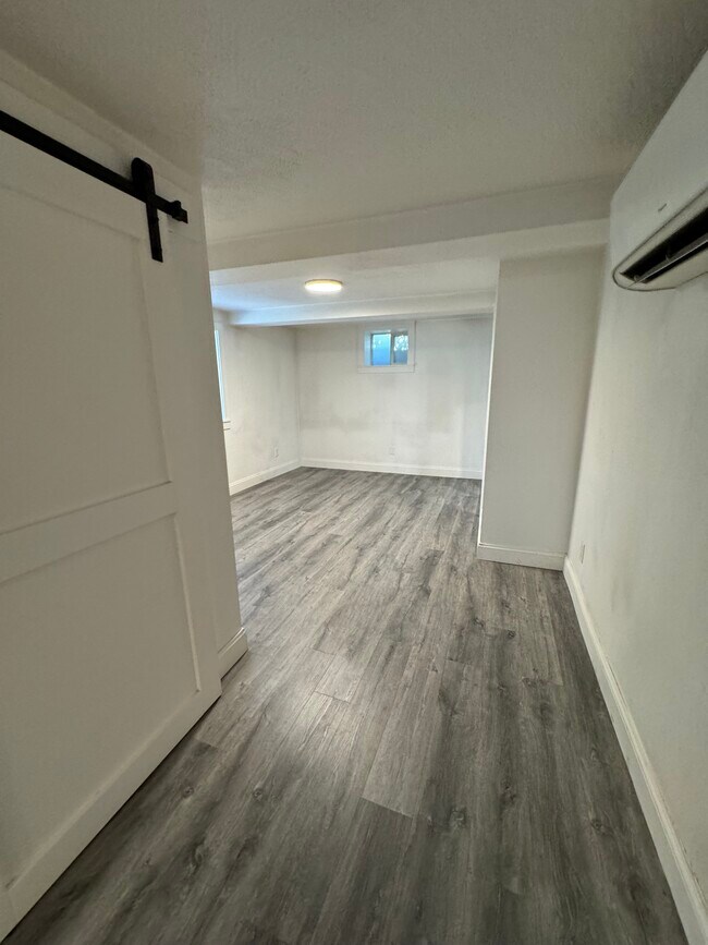 Foto del edificio - 244 C Ave