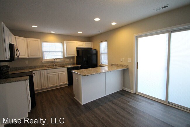 Building Photo - 3 br, 2.5 bath House - 8065 Kennet Lane
