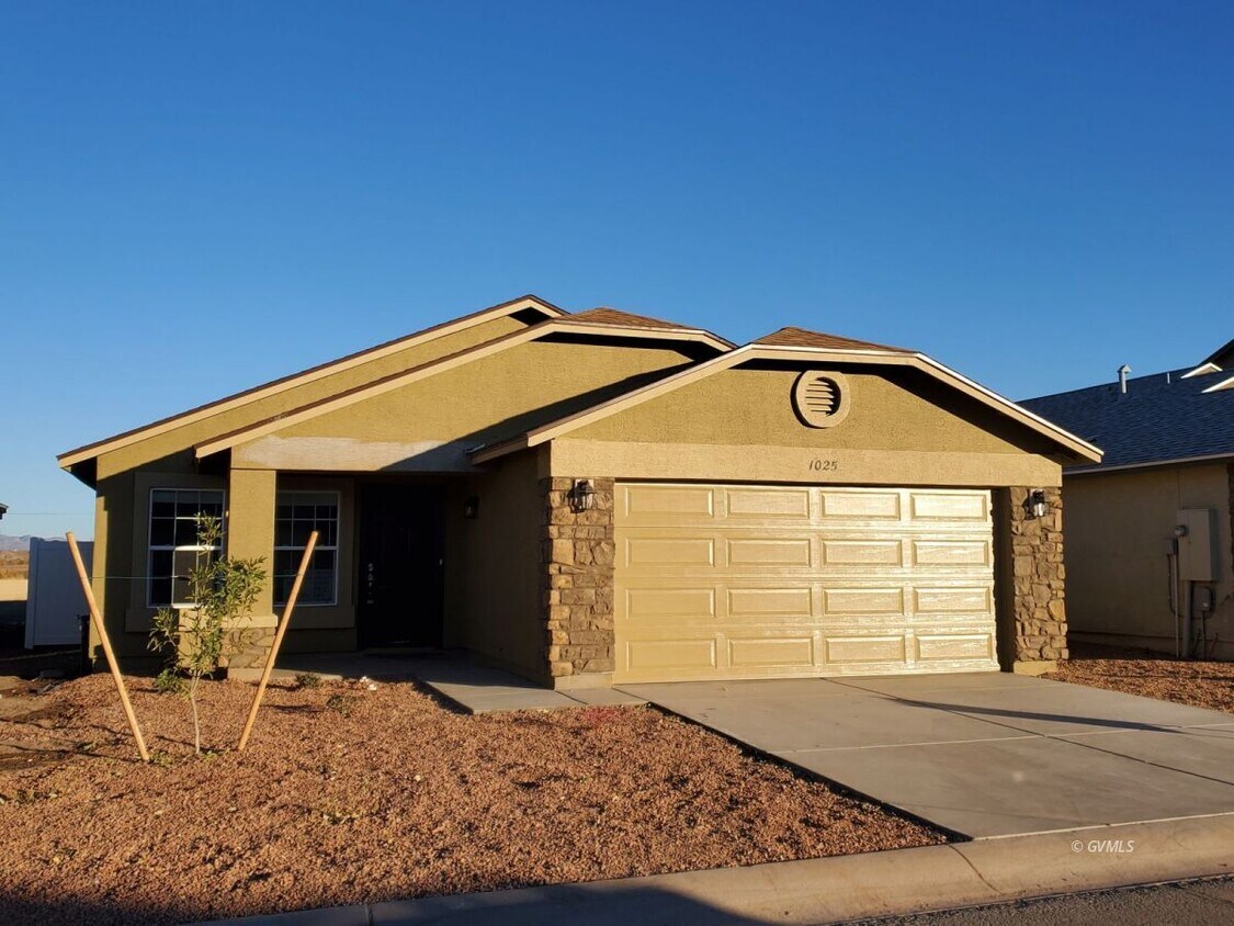 1025 Gila Dr, Safford, AZ 85546 House Rental in Safford, AZ