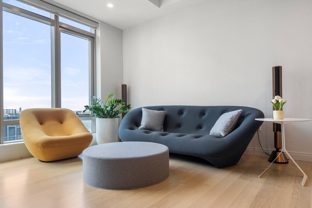 135 Seaport Blvd Unit 1901, Boston, MA 02210 Condo for Rent in Boston