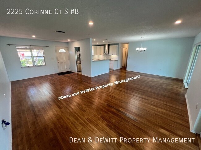 Building Photo - 2225 Corinne Ct S