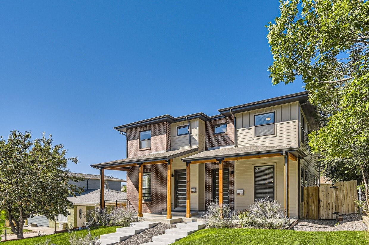 Modern 5 Bedroom Home for Rent! - Modern 5 Bedroom Home for Rent!