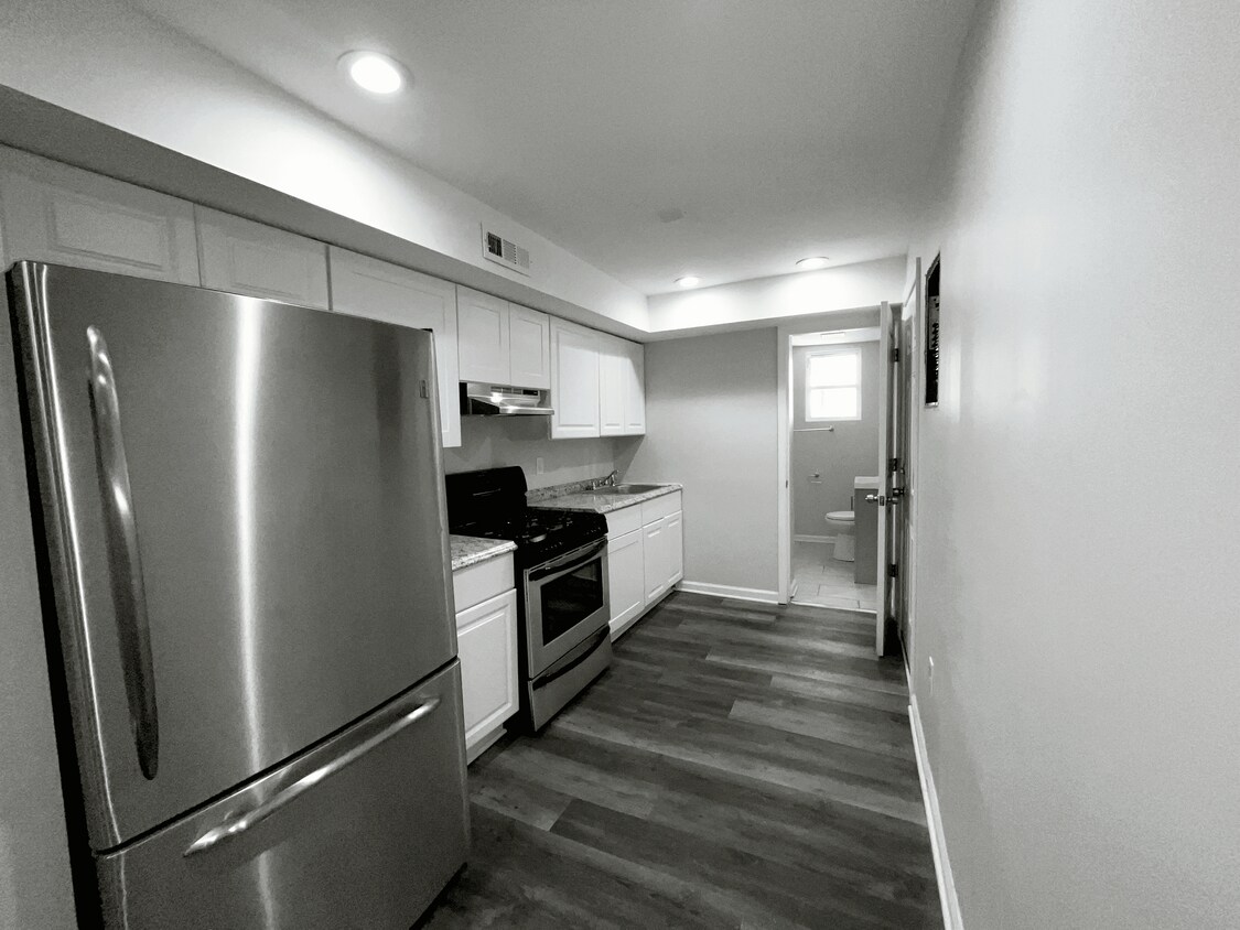 Foto principal - 1600 McHenry St