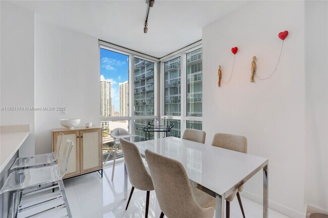 Foto del edificio - 55 SE 6th St