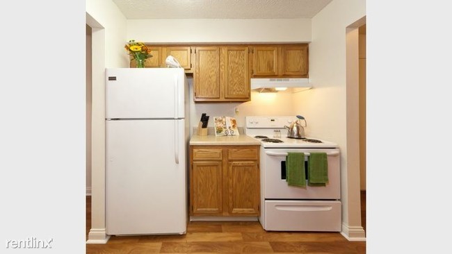 Foto del edificio - 4176 Appian Way W