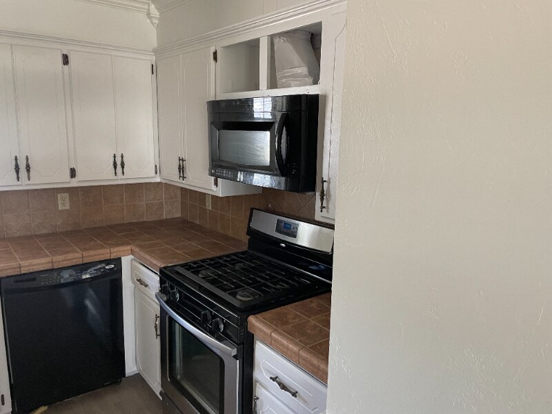 Foto principal - 1614 Pinewood Dr