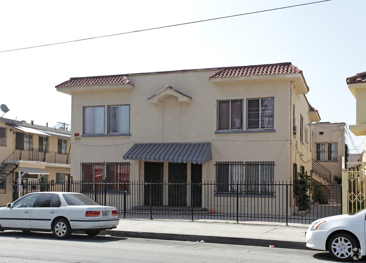 Building Photo - 2660 Randolph St