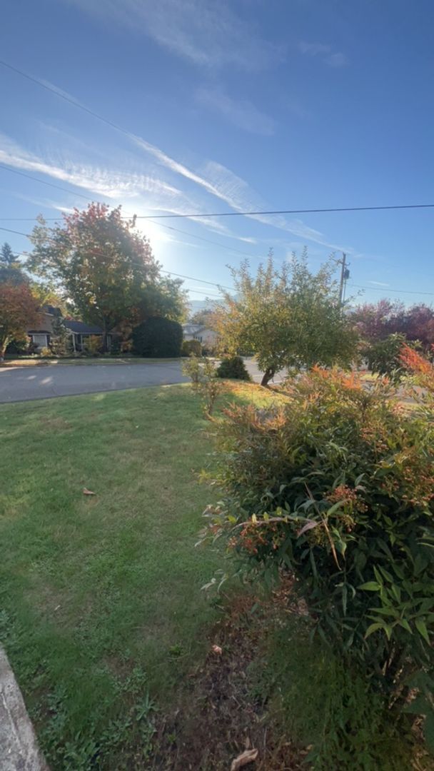 Foto del edificio - 4BED2BATH - GARAGE, HEAT PUMP AC, BACK YARD, Spacious living in GP!