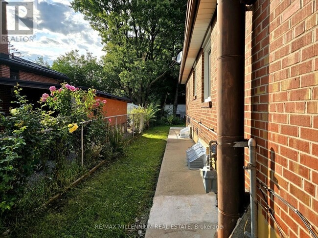 Photo du bâtiment - 14 Charles St