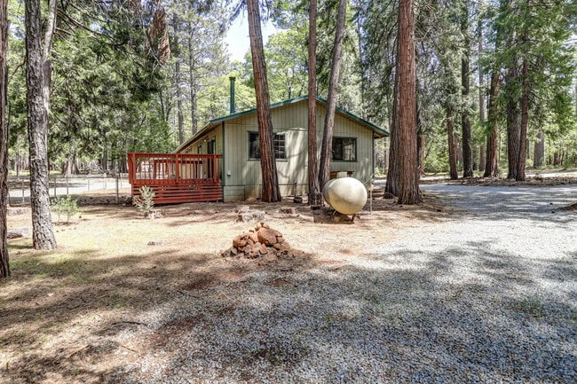 Building Photo - 30408 Whitmore Rd