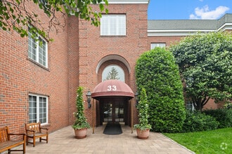 Building Photo - 33 West Putnam Avenue