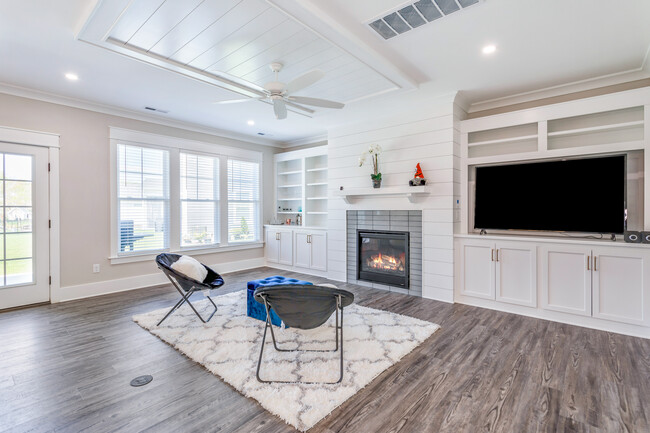 Foto del edificio - 2852 Martins Point Way