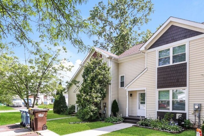 Foto del edificio - 2504 Oxford Ct