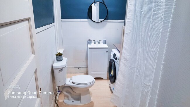 Foto del edificio - 123 South White Street, Unit 1